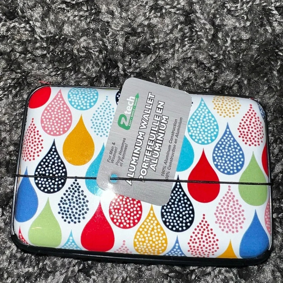 NWT Slim Metal Card Holder Case - Picture 2 of 3